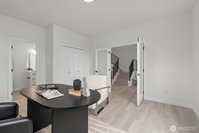 22012 SE 276th Place, Maple Valley, WA 98038
