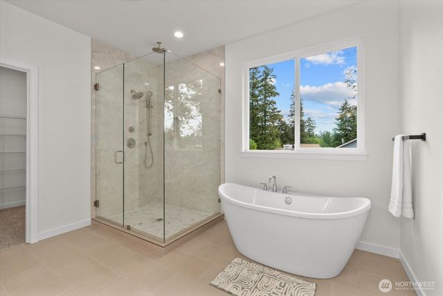 22012 SE 276th Place, Maple Valley, WA 98038