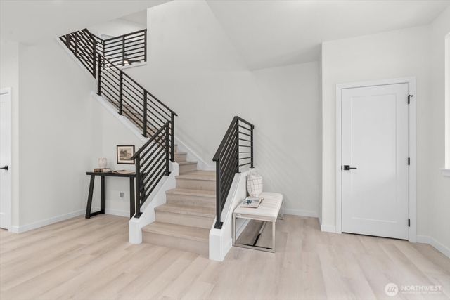 22012 SE 276th Place, Maple Valley, WA 98038