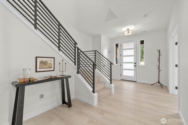 22012 SE 276th Place, Maple Valley, WA 98038