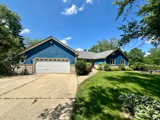 5N119 MARY Court, St. Charles, IL 60175