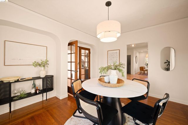 4722 Meldon Ave, Oakland, CA 94619