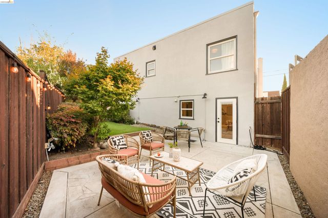 4722 Meldon Ave, Oakland, CA 94619