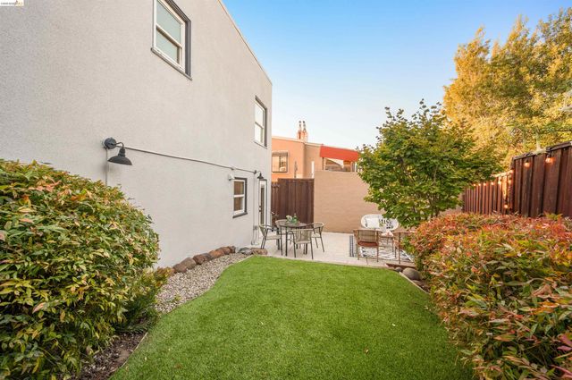 4722 Meldon Ave, Oakland, CA 94619