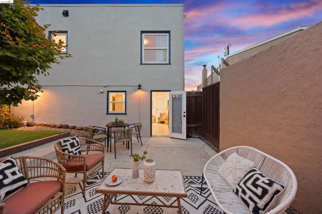 4722 Meldon Ave, Oakland, CA 94619