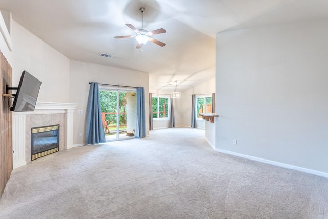 3896 Cambria Drive, Redding, CA 96002