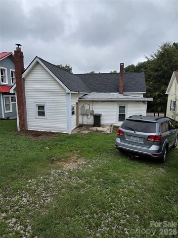 421 N Salisbury Avenue, Spencer, NC 28159