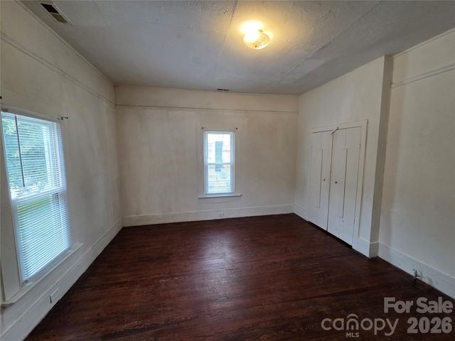 421 N Salisbury Avenue, Spencer, NC 28159