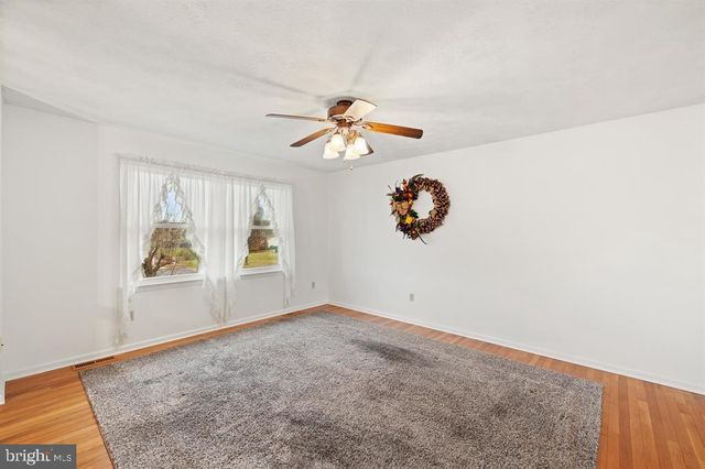 138 FIRST ST, Broadway, VA 22815