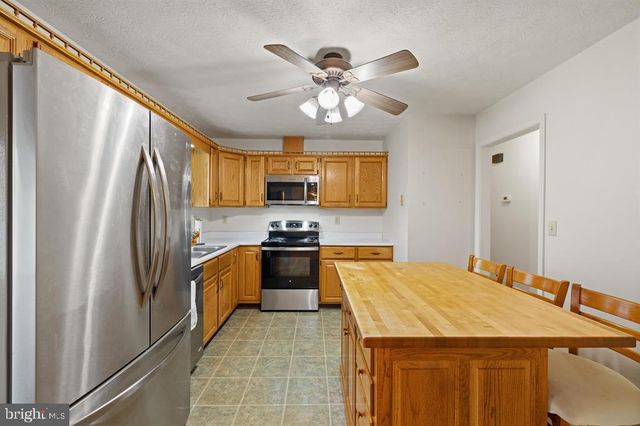 138 FIRST ST, Broadway, VA 22815