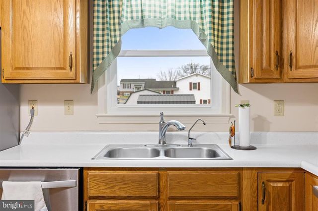 138 FIRST ST, Broadway, VA 22815