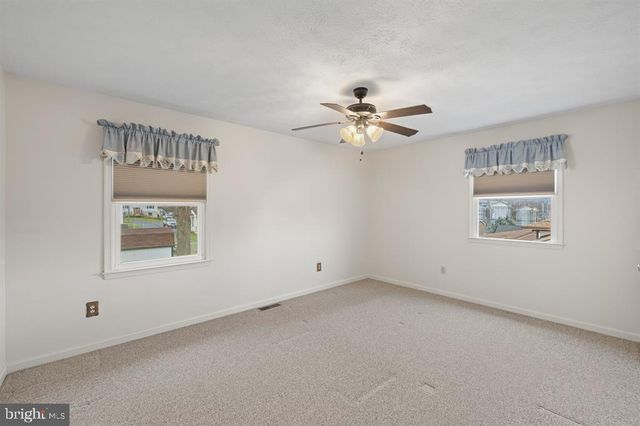 138 FIRST ST, Broadway, VA 22815