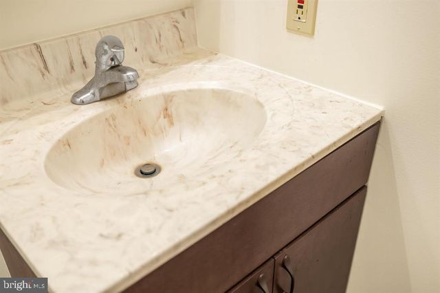 138 FIRST ST, Broadway, VA 22815