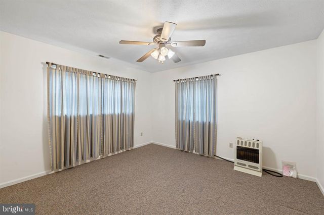 138 FIRST ST, Broadway, VA 22815