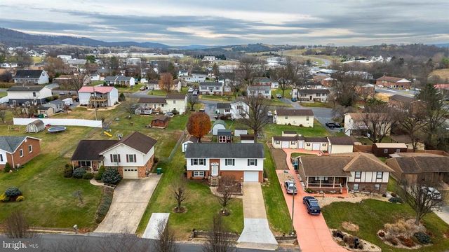 138 FIRST ST, Broadway, VA 22815