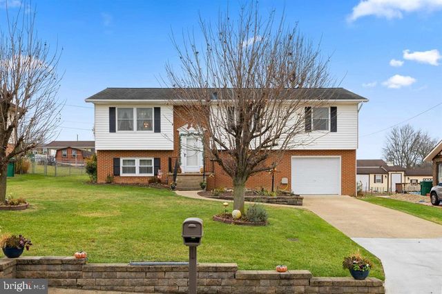 138 FIRST ST, Broadway, VA 22815