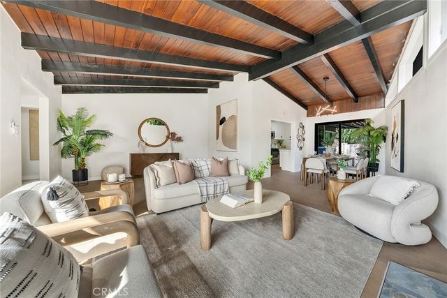 1460 Hacienda Place, Pomona, CA 91768