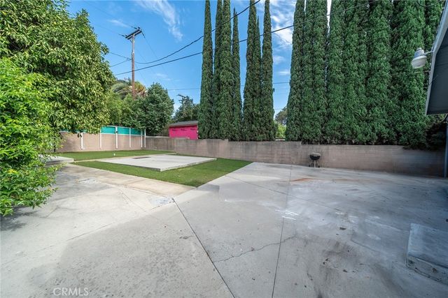 1460 Hacienda Place, Pomona, CA 91768