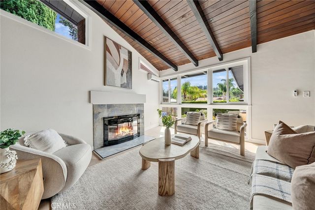 1460 Hacienda Place, Pomona, CA 91768