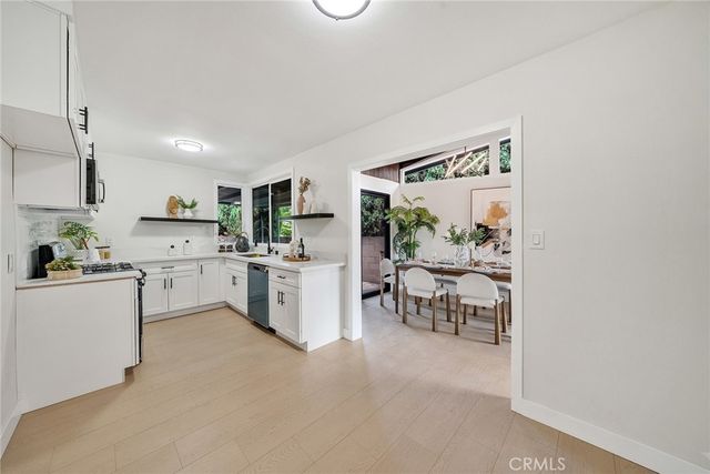 1460 Hacienda Place, Pomona, CA 91768