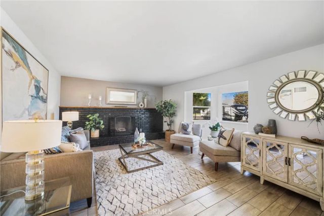 10484 Teal Circle, Fountain Valley, CA 92708