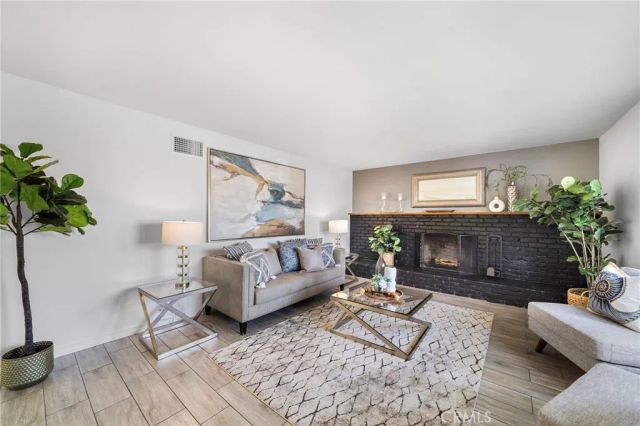 10484 Teal Circle, Fountain Valley, CA 92708