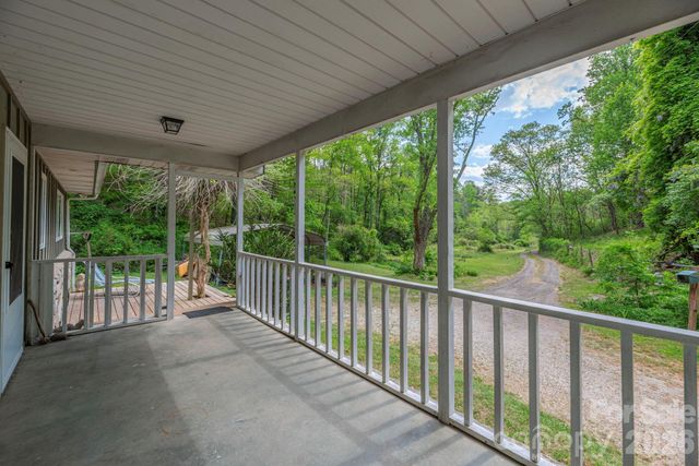 155 Old Starnes Cove Road, Asheville, NC 28806