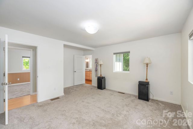 155 Old Starnes Cove Road, Asheville, NC 28806