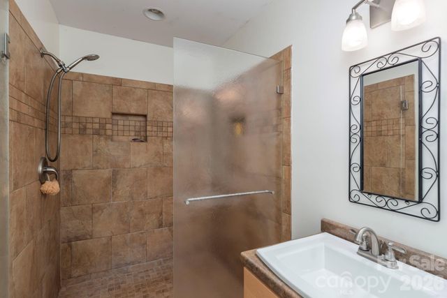 155 Old Starnes Cove Road, Asheville, NC 28806