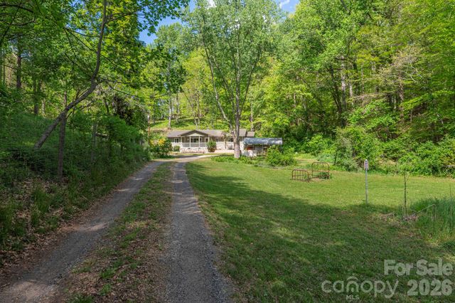 155 Old Starnes Cove Road, Asheville, NC 28806