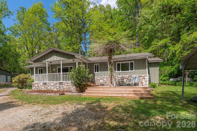 155 Old Starnes Cove Road, Asheville, NC 28806