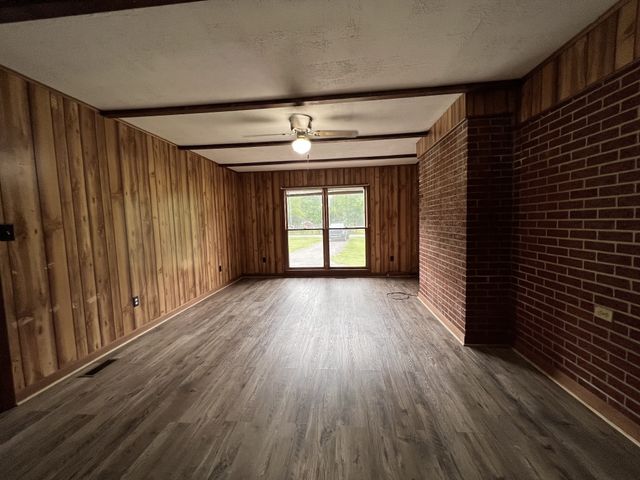 2398 Turkey Creek Rd, Tullahoma, TN 37388