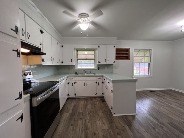 2398 Turkey Creek Rd, Tullahoma, TN 37388