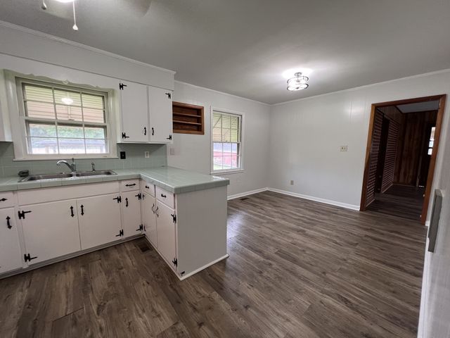 2398 Turkey Creek Rd, Tullahoma, TN 37388