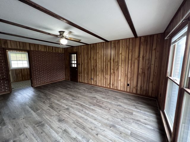 2398 Turkey Creek Rd, Tullahoma, TN 37388