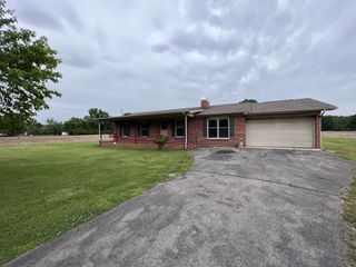 2398 Turkey Creek Rd, Tullahoma, TN 37388