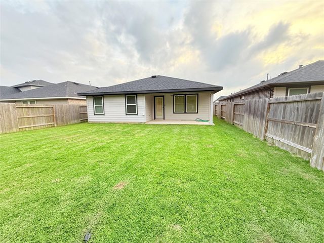 5047 Natchez Trace, Arcola, TX 77545