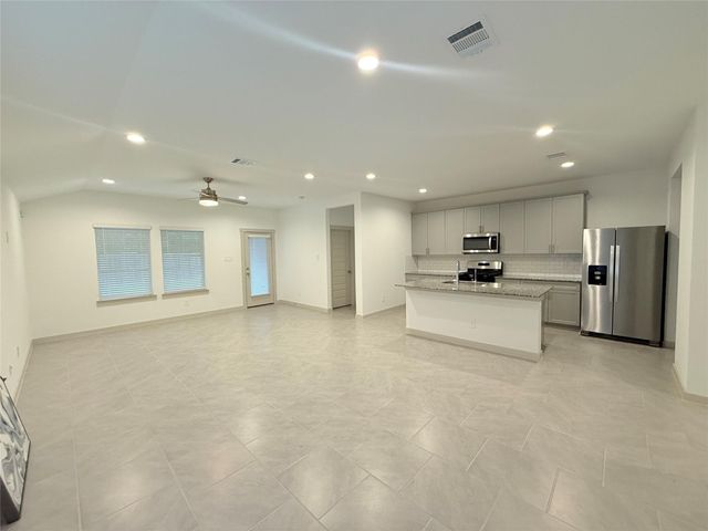 5047 Natchez Trace, Arcola, TX 77545