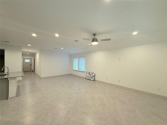 5047 Natchez Trace, Arcola, TX 77545