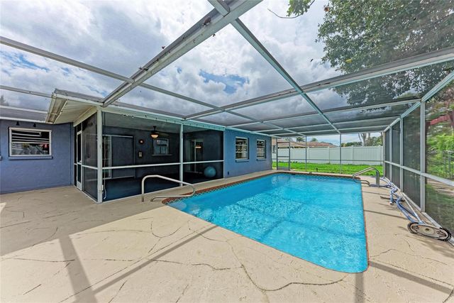 742 DEVON ROAD, Venice, FL 34293