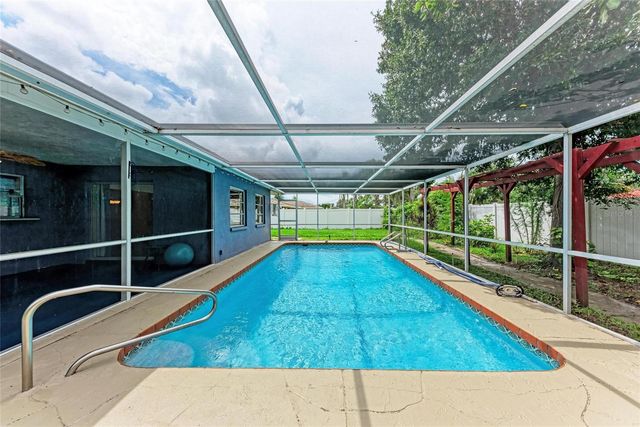 742 DEVON ROAD, Venice, FL 34293