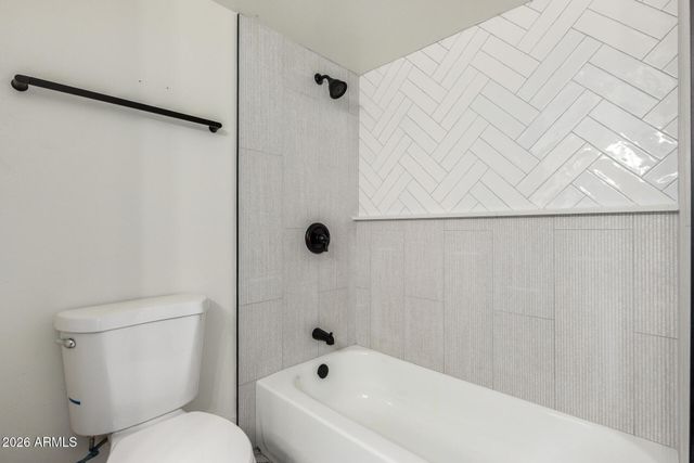 4848 N WOODMERE FAIRWAY -- 15, Scottsdale, AZ 85251