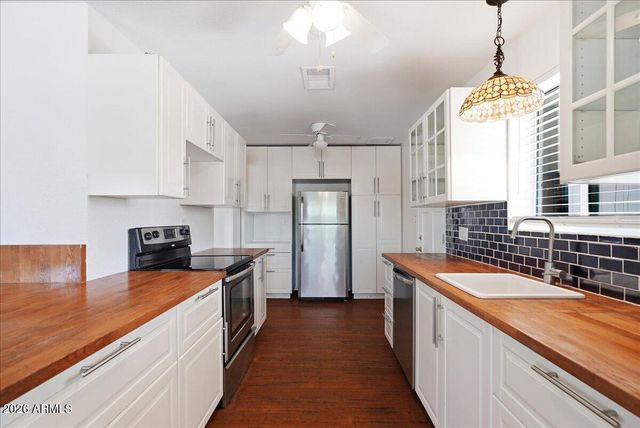 1019 W 10TH Street, Tempe, AZ 85281