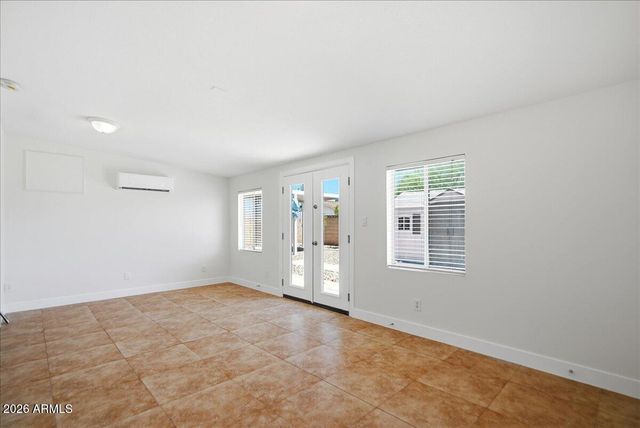 1019 W 10TH Street, Tempe, AZ 85281
