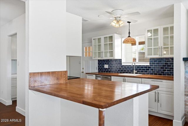 1019 W 10TH Street, Tempe, AZ 85281