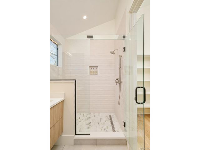 570 Cook St, Denver, CO 80206