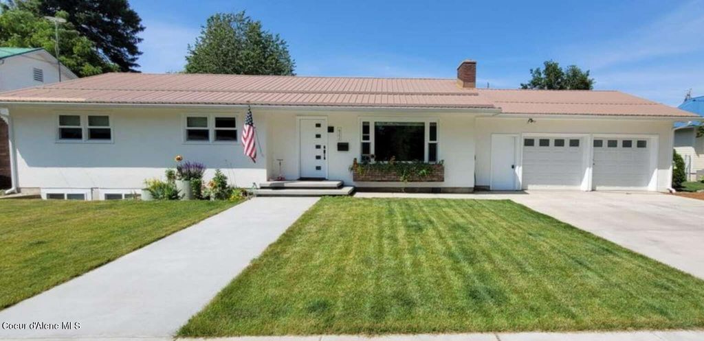 422 Antone ST, Sandpoint, ID 83864 photo 1