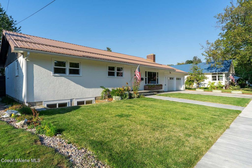 422 Antone ST, Sandpoint, ID 83864 photo 4