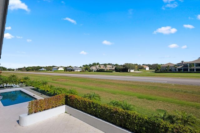 15595 Lindbergh Lane, Wellington, FL 33414