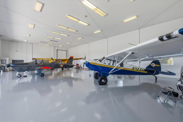 15595 Lindbergh Lane, Wellington, FL 33414